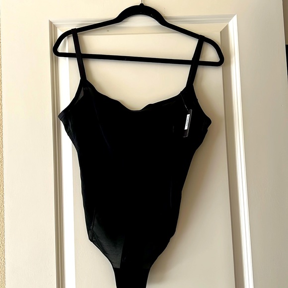 SKIMS Tops - SKIMS XL Mesh Cheeky bodysuit, sheer, sexy, shimmery NWT